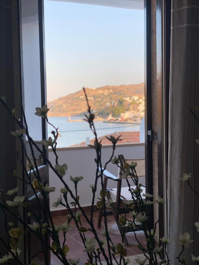 Petridi Maria Suites&Apartments Skála Esterno foto