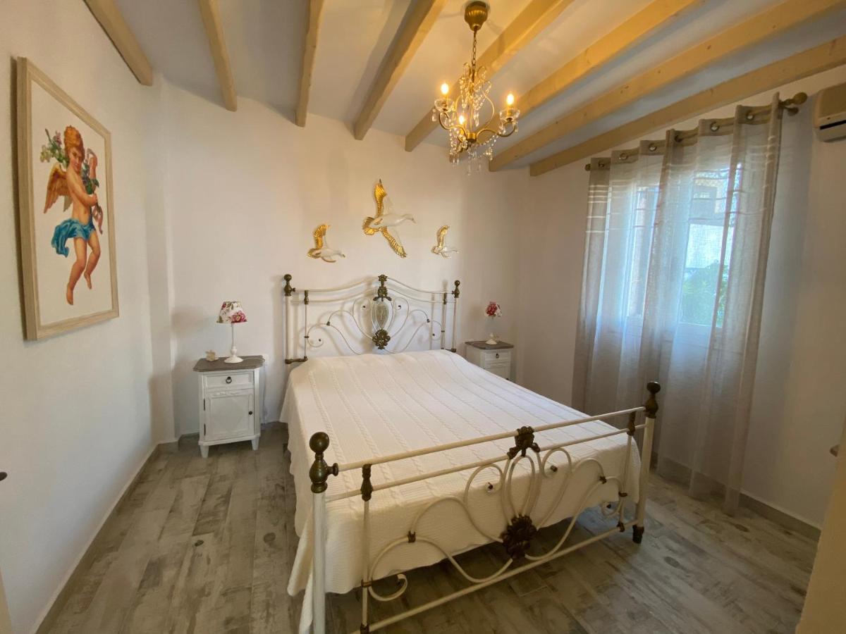 Petridi Maria Suites&Apartments Skála Esterno foto